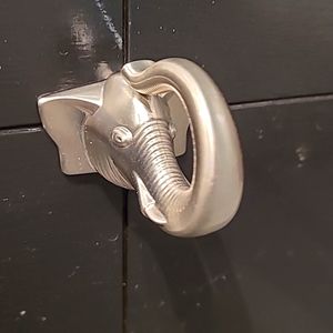 NWT Elephant head drawer pull knob 6 available
